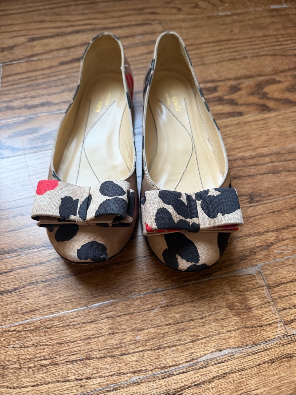 Kate Spade limited addition Women's Tan Leopard Print Bow Flats